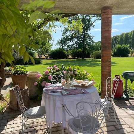 Tenuta Pizzone Wine Resort Rivanazzano Terme Eksteriør billede